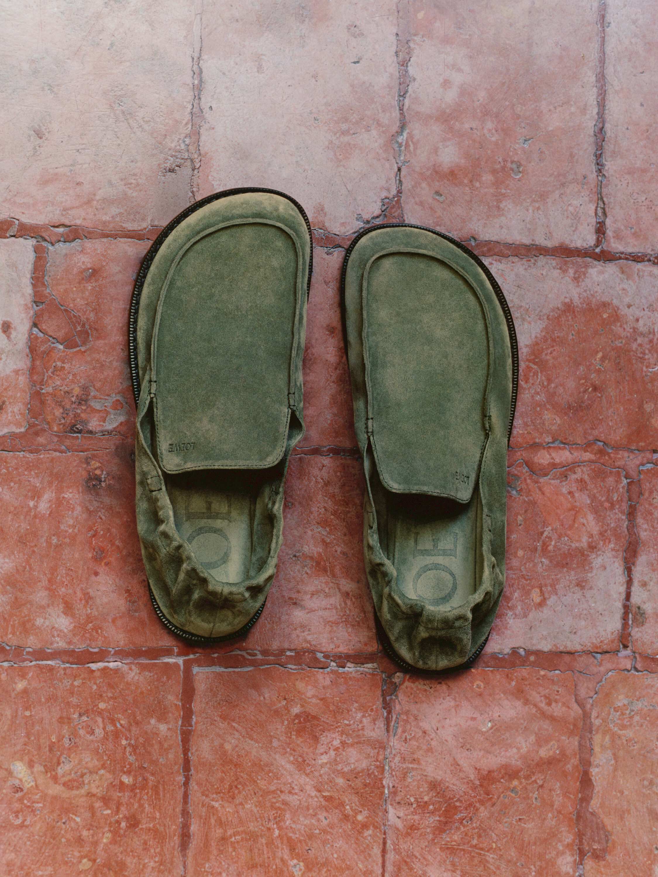 ローファー・オックスフォード LOEWE FW25 Loewe Campo Brushed Loafers (LLSC290X23 5031) LOEWE Leather Campo Heeled Loafers 40 | Harrods US